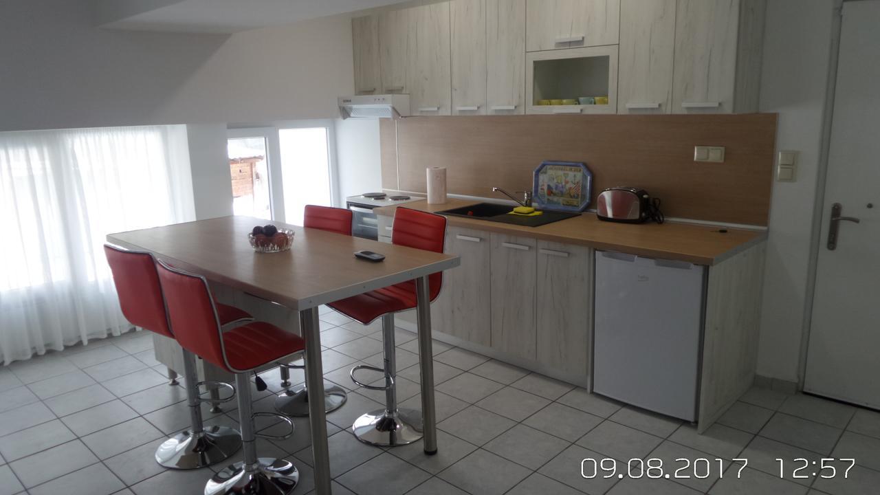 Apartment Kouros Center