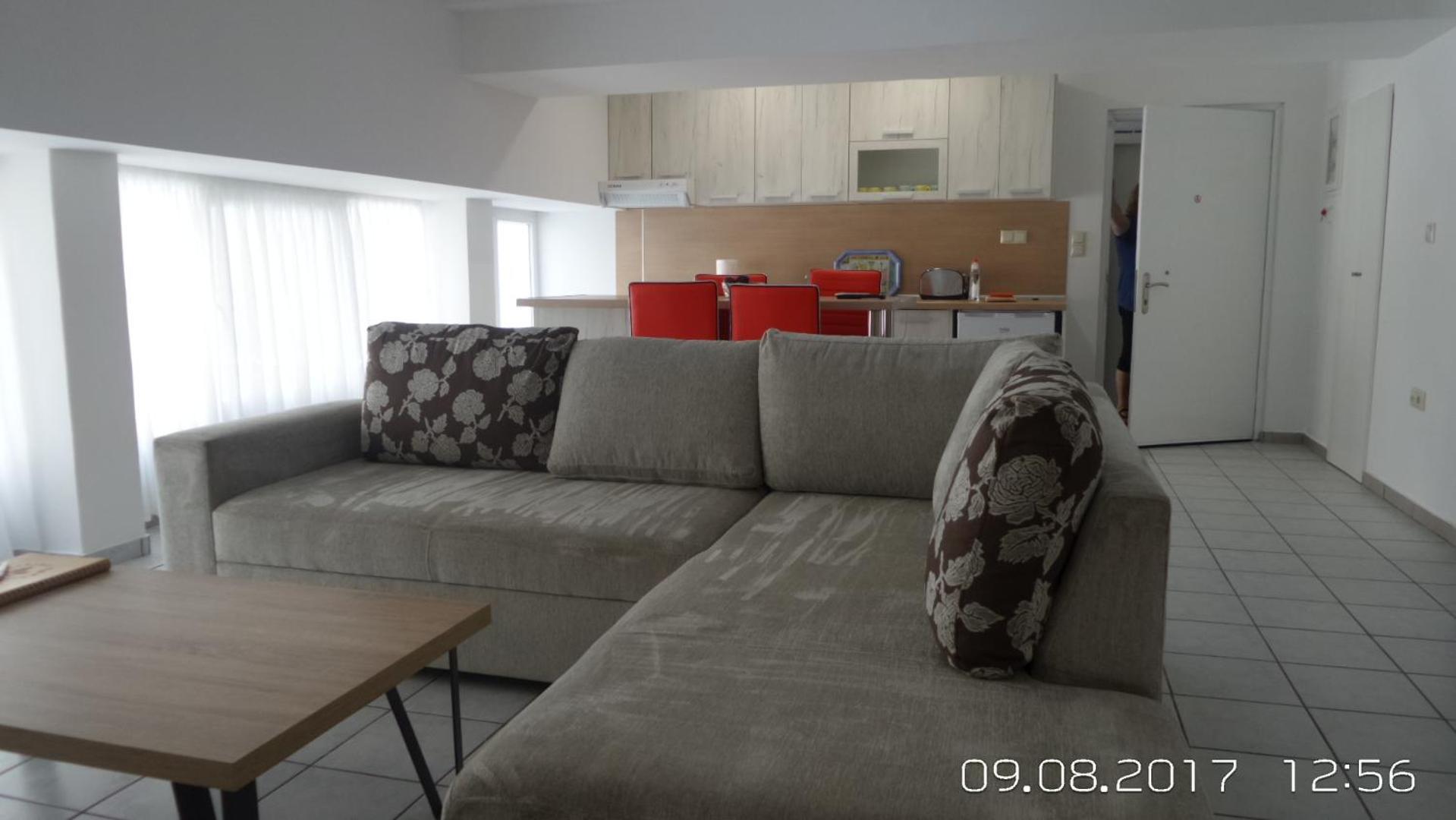 Kouros Center Apartment